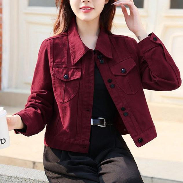 Veste en jean pour femmes avec coupe classique et poches pratiques Chic & Stil