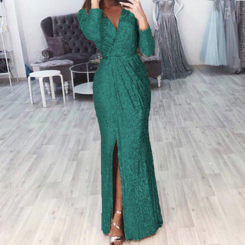 Robe de soirée longue pour femmes avec un design élégant enveloppant et une fente Chic & Stil