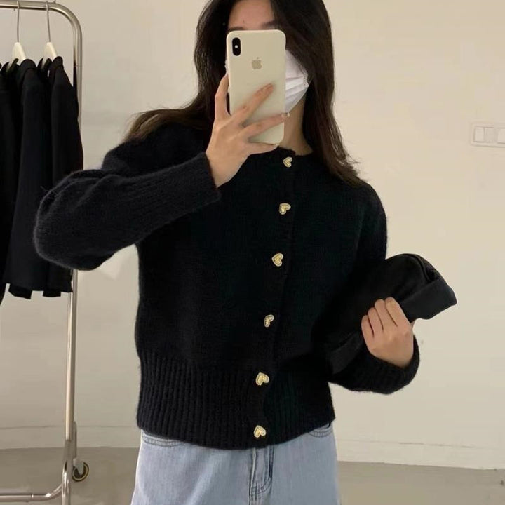Knitted jacket for women with heart-shaped buttons and fine ribbed texture Lune London