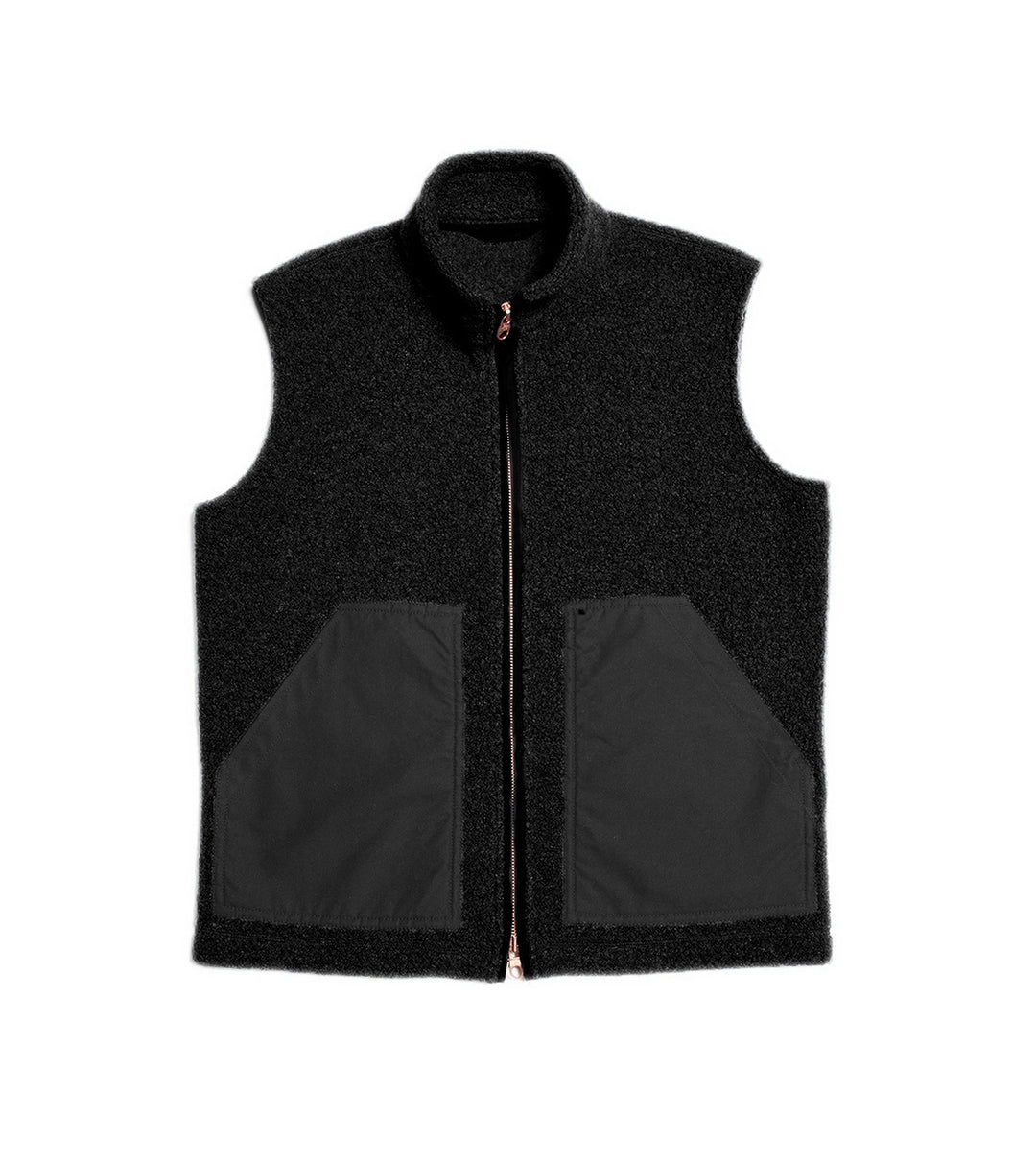 Fleece vest for women with high collar and soft pockets Lune London