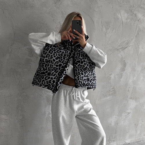 Women's casual vest with animal print and comfortable fit Lune London