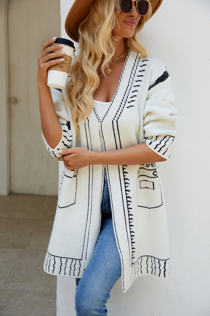 Cardigan pour femme avec motif tendance et élégant col en V Chic & Stil