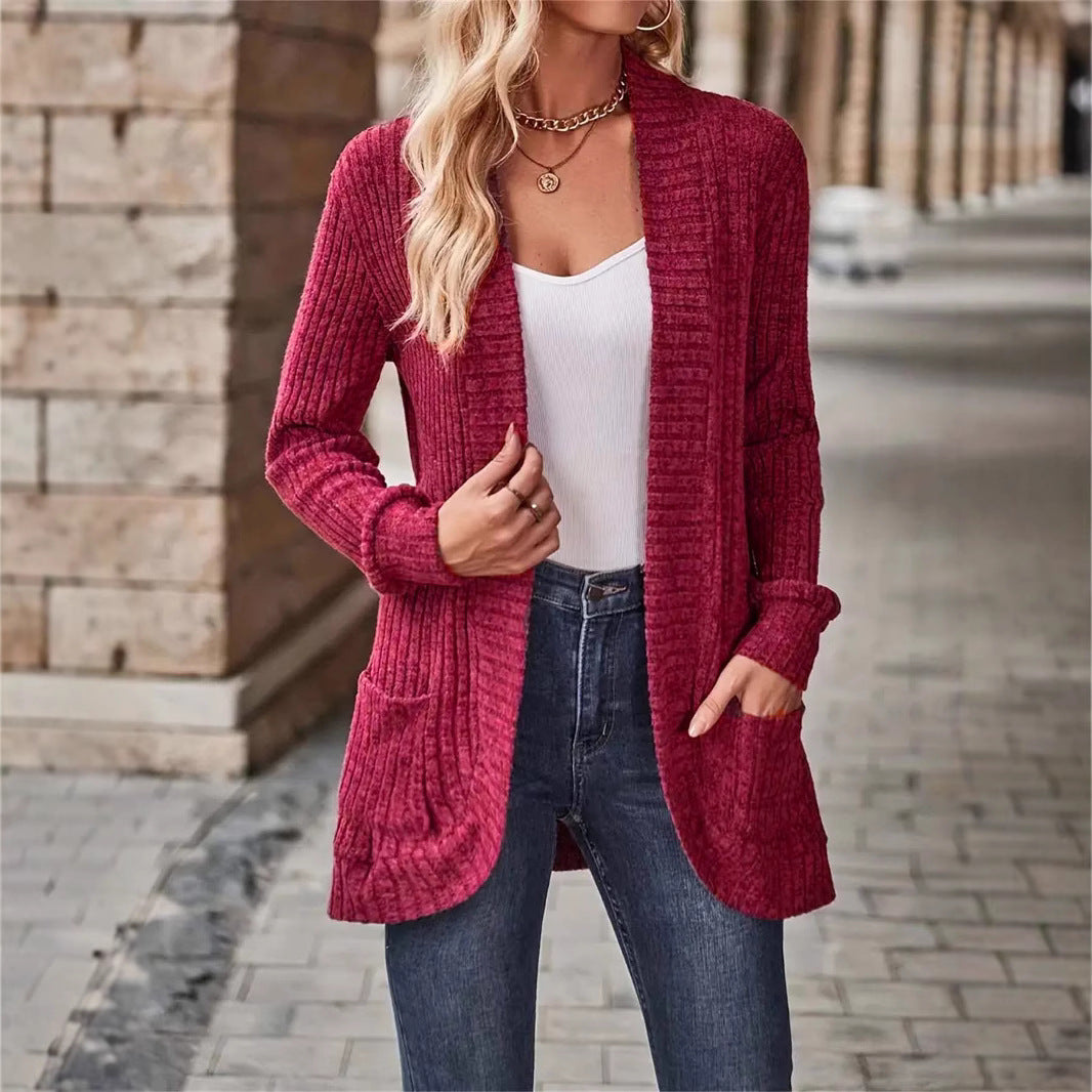 Ladies casual cardigan with pockets and textured design Lune London