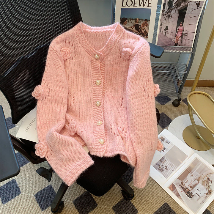 Knitted jacket for women with elegant rose appliqués and button closure Lune London