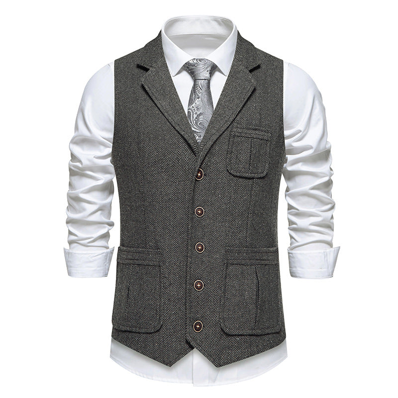 Classic herringbone design men's suit vest with practical pockets Lune London