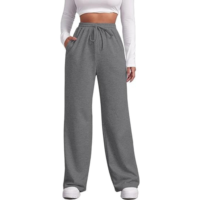Women's sweatpants with comfortable fit and elastic waistband Lune London