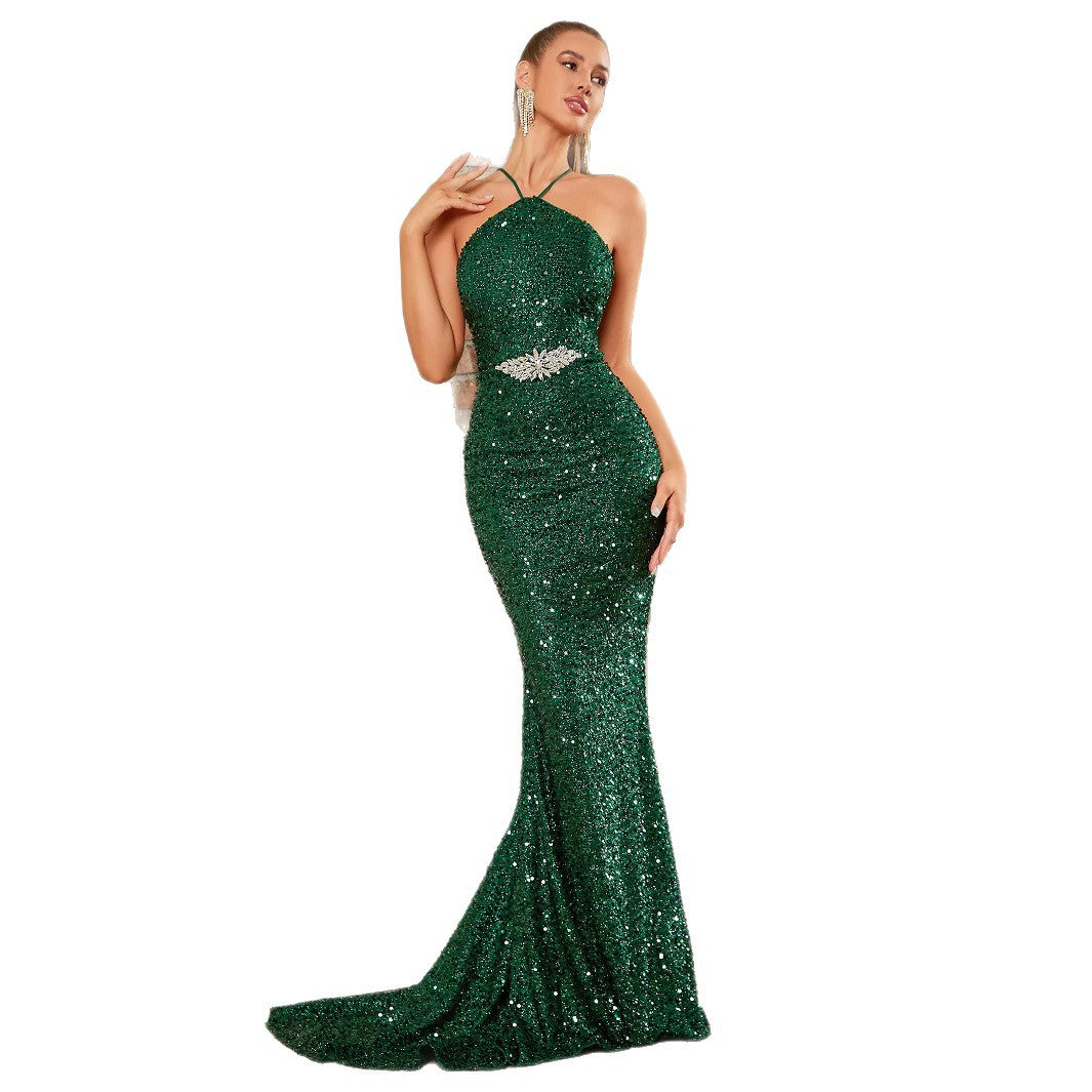 Robe de soirée glamour pour femmes avec coupe sculptante et paillettes scintillantes Chic & Stil