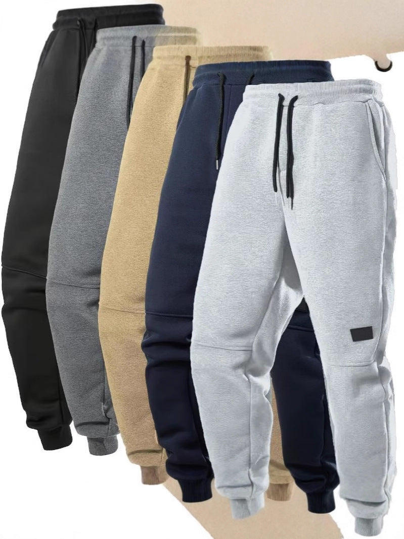 Women comfortable jogging pants with fashionable details and side pockets Chic & Stil