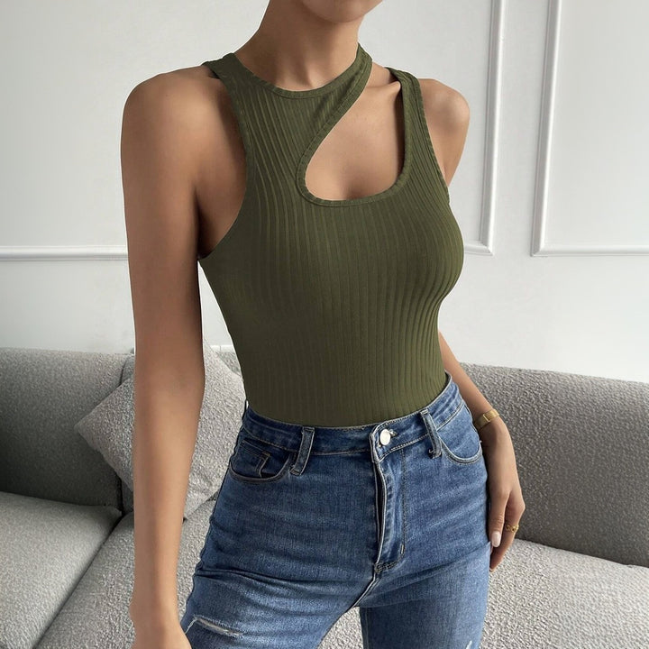 Body ajusté femme avec coupe asymétrique et élégant col en V Chic & Stil
