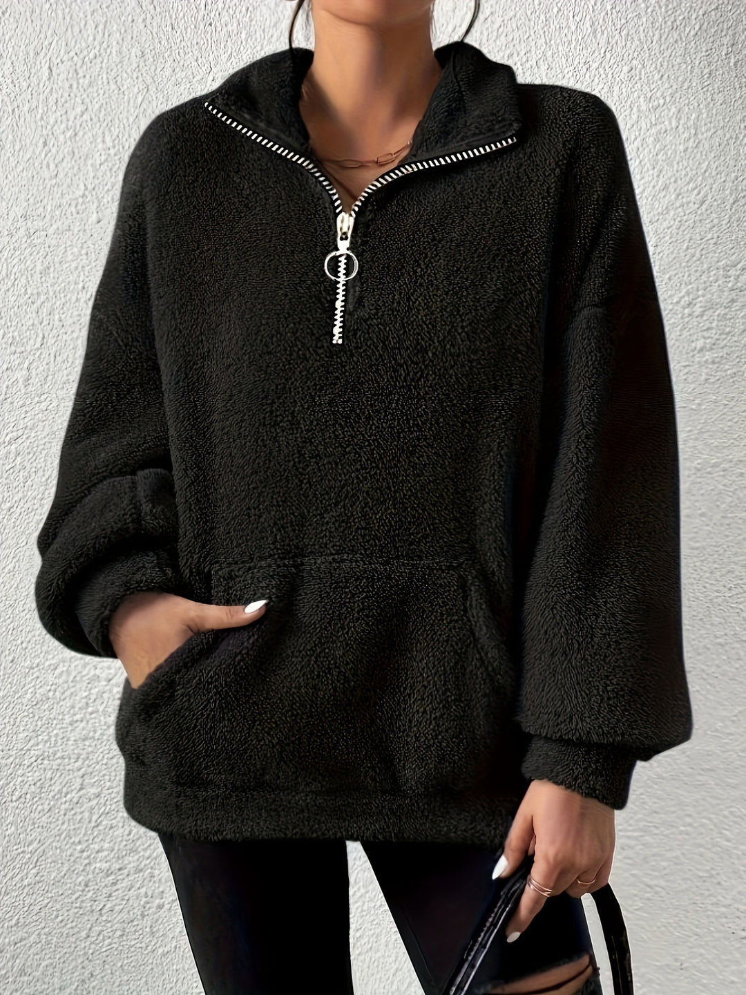 Cozy fleece sweater for women with half-zip and side pockets Lune London