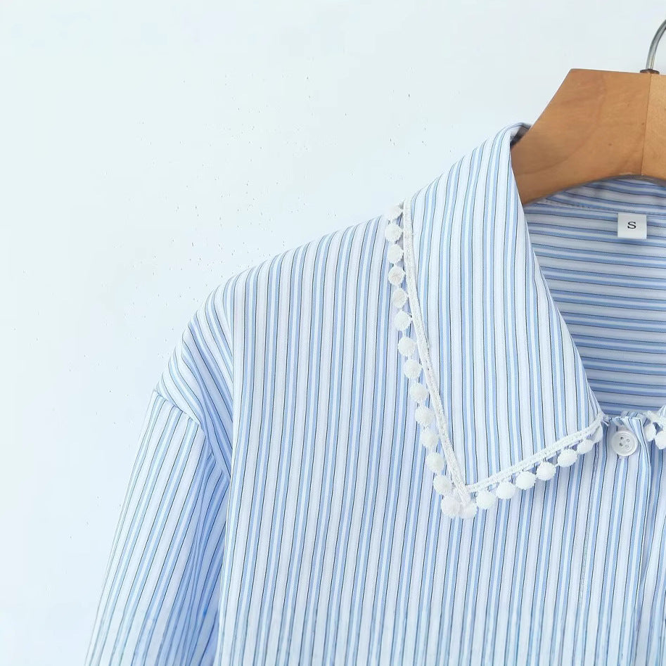 Blouse crop pour femmes avec des accents de dentelle élégants Chic & Stil