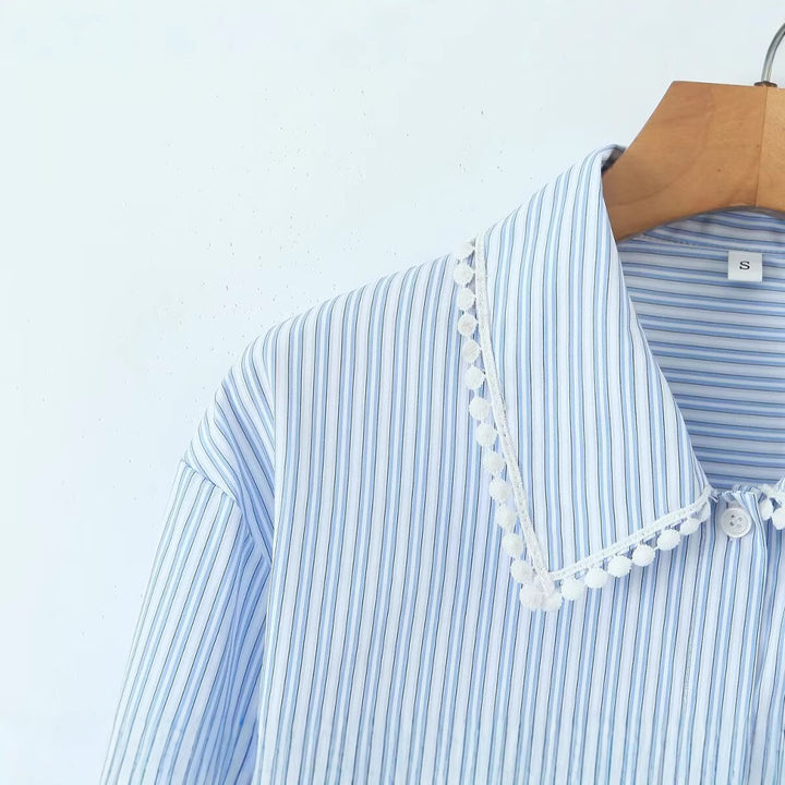 Blouse crop pour femmes avec des accents de dentelle élégants Chic & Stil