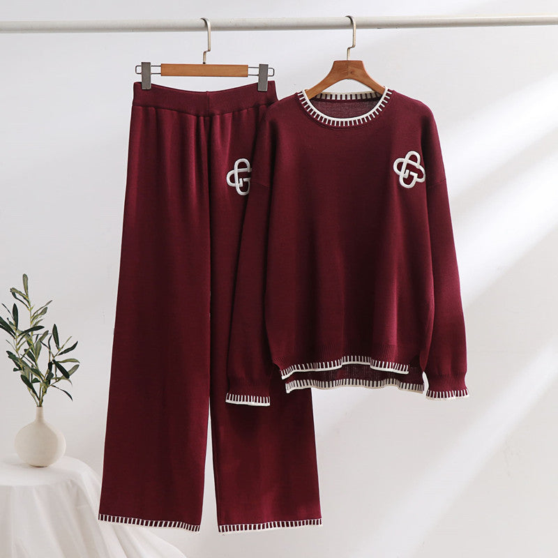 Casual knitted loungewear set for women with decorative contrasting details Lune London