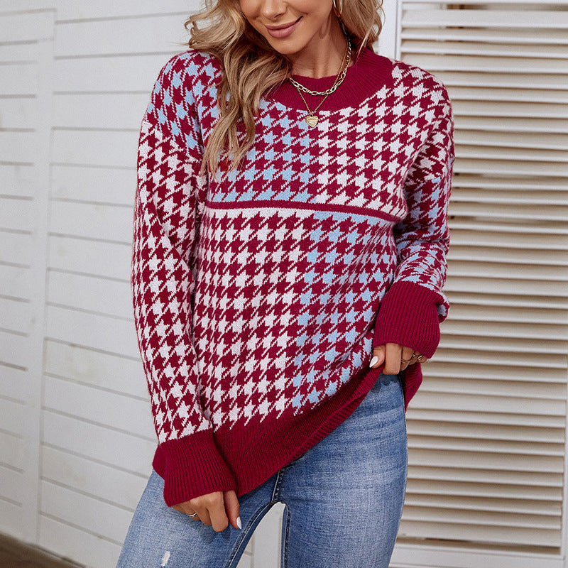 Women cozy knit sweater with a trendy checked pattern and a loose fit Lune London