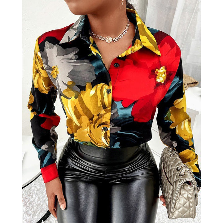 Ladies' shirt in elegant animal print with contrasting patterns Lune London
