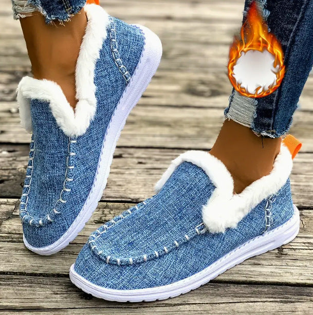 Ladies comfortable fleece slippers with non-slip sole Lune London