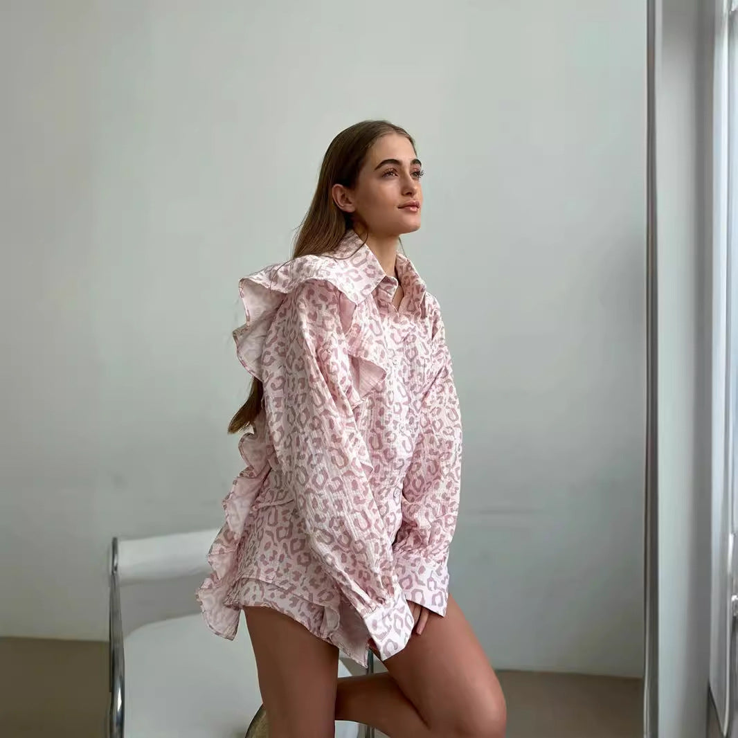 Short-sleeve top and shorts set for women with heart pattern Lune London