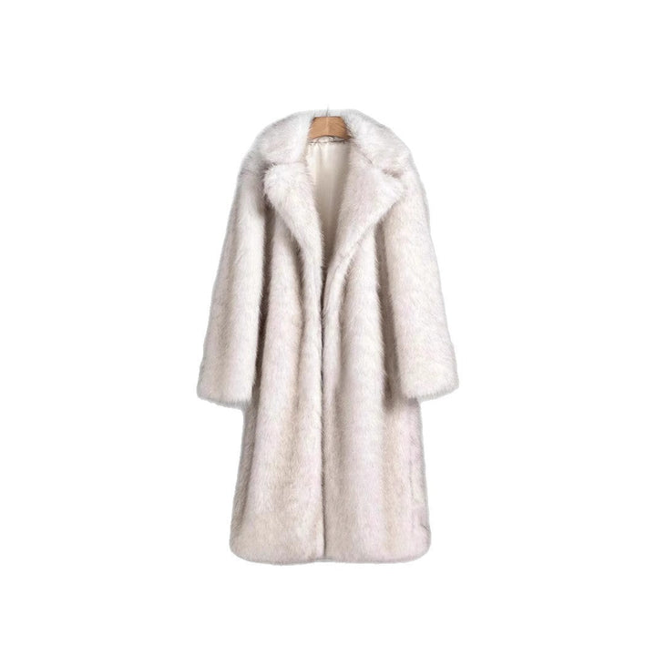 Women's Luxurious Faux Fur Coat In Generous Design Lune London