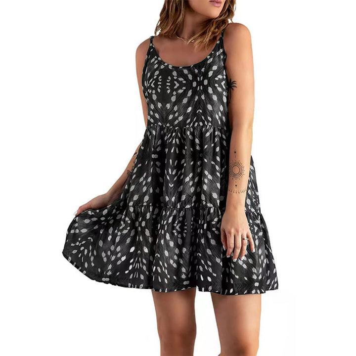 Airy beach dress for women with a floating hem and refined details Lune London