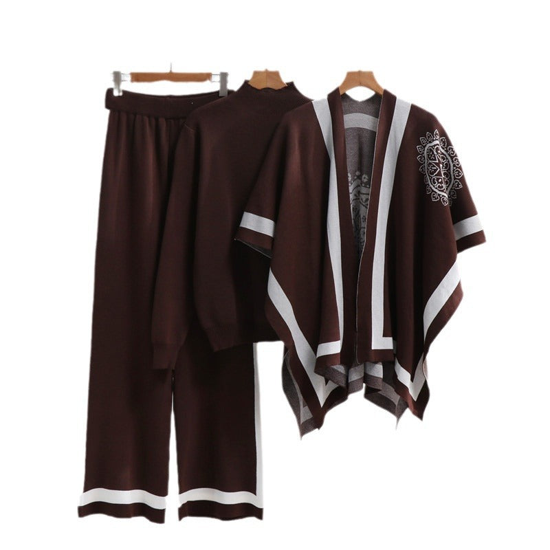 Elegant knit loungewear set for ladies with graphic pattern and wide sleeves Lune London