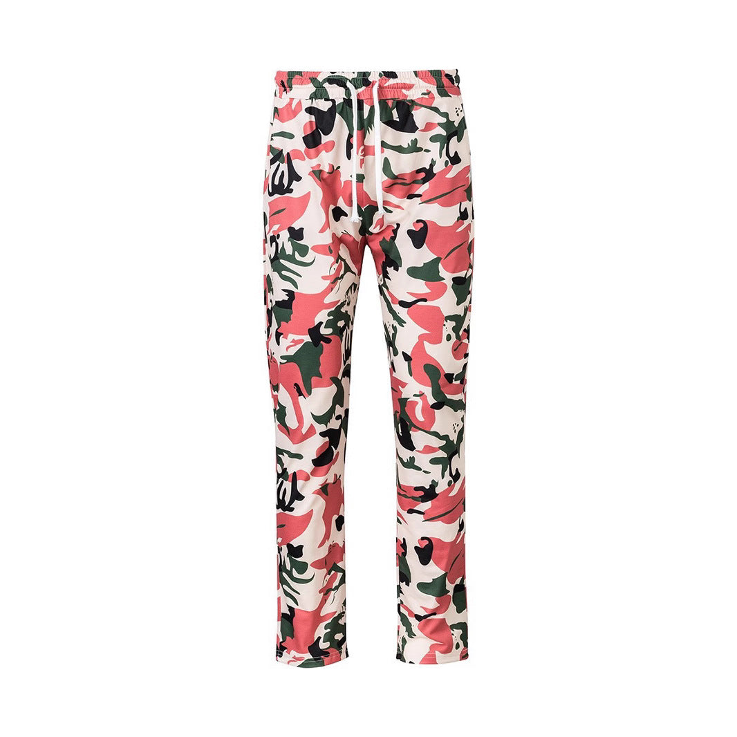 Camouflage jogging pants for men with elastic waistband and side pockets Lune London