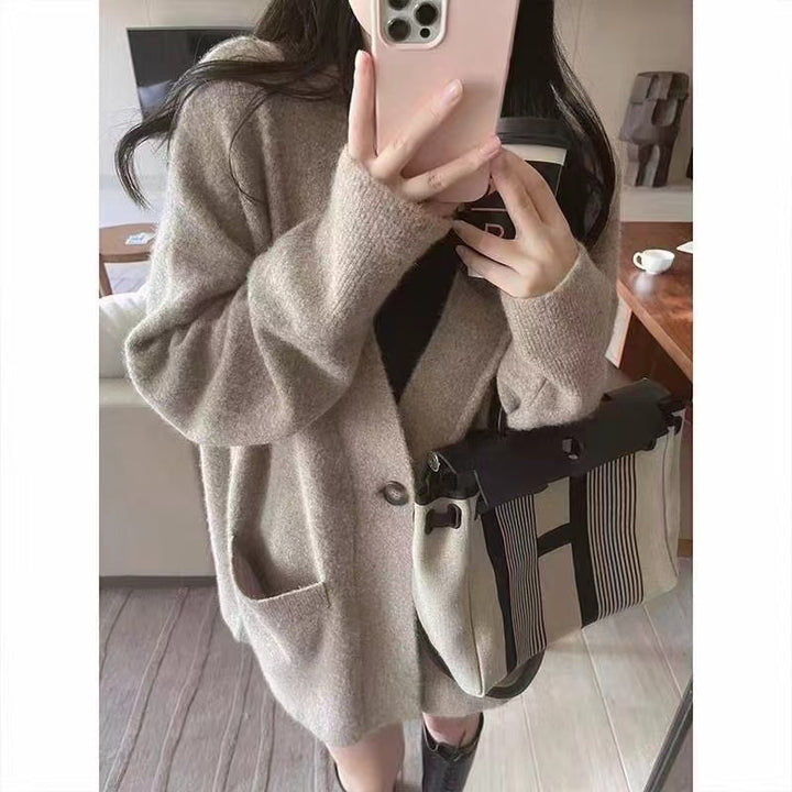 Cardigan Doux pour Femmes avec une Coupe Ample et des Poches