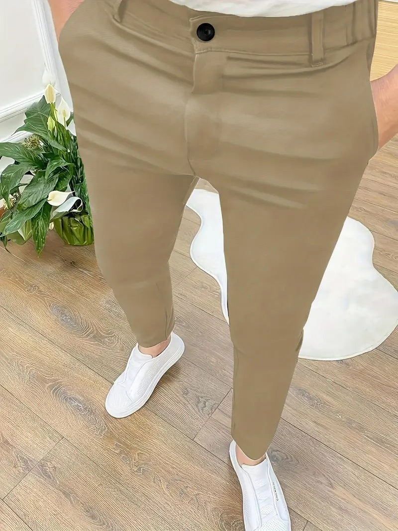Trendy slim-fit pants for men with elastic waistband and practical pockets Lune London