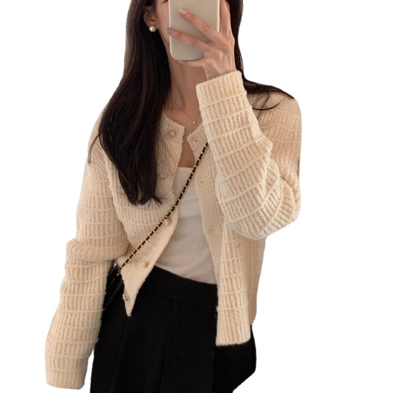 Casual knitted jacket for women with structured design Lune London