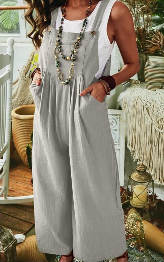 Ladies casual jumpsuit with wide legs and pockets Lune London
