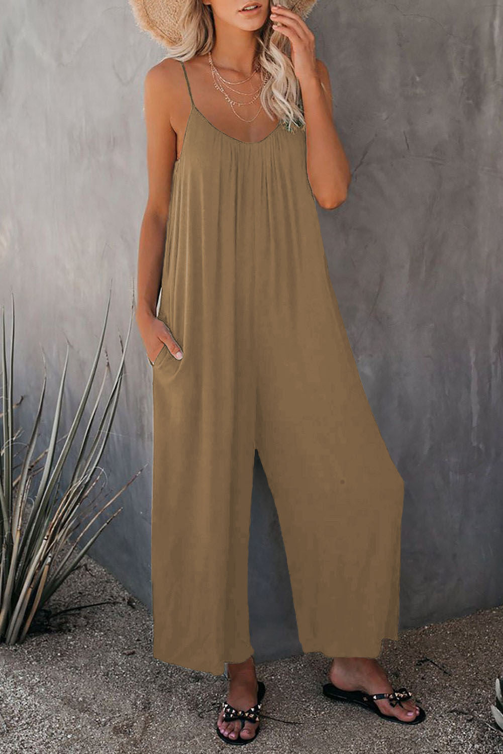 Ladies Elegant Sleeveless Jumpsuit Lune London