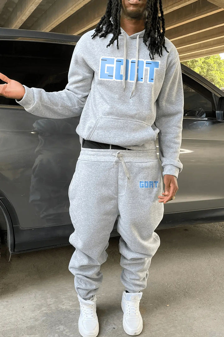 Sporty set for women with relaxed hoodie and comfortable joggers Lune London
