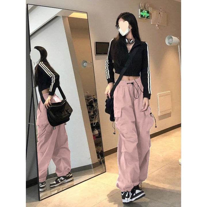 Women’s cargo pants with a wide cut and practical pockets