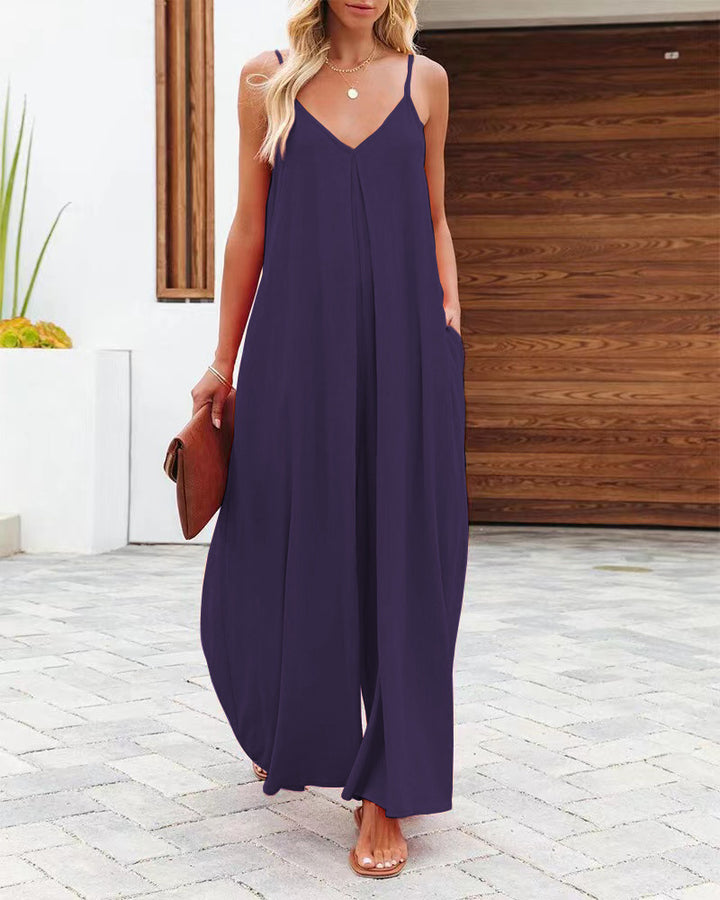 Maxi dress for women with adjustable straps and side pockets Lune London