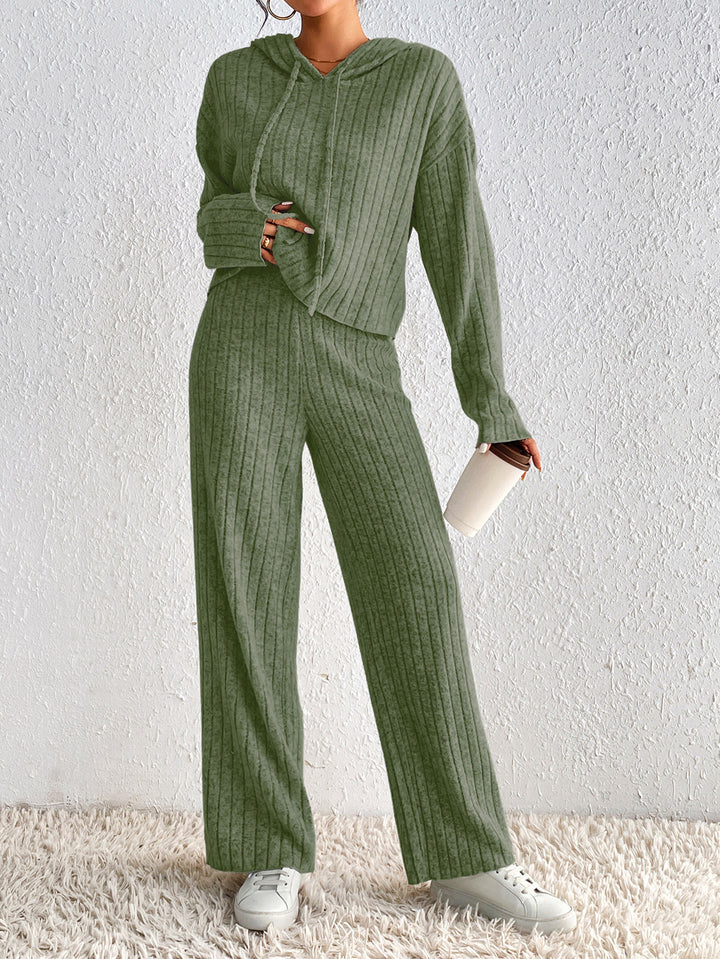 Women's Trendy Loungewear Set with Ribbed Structure Lune London
