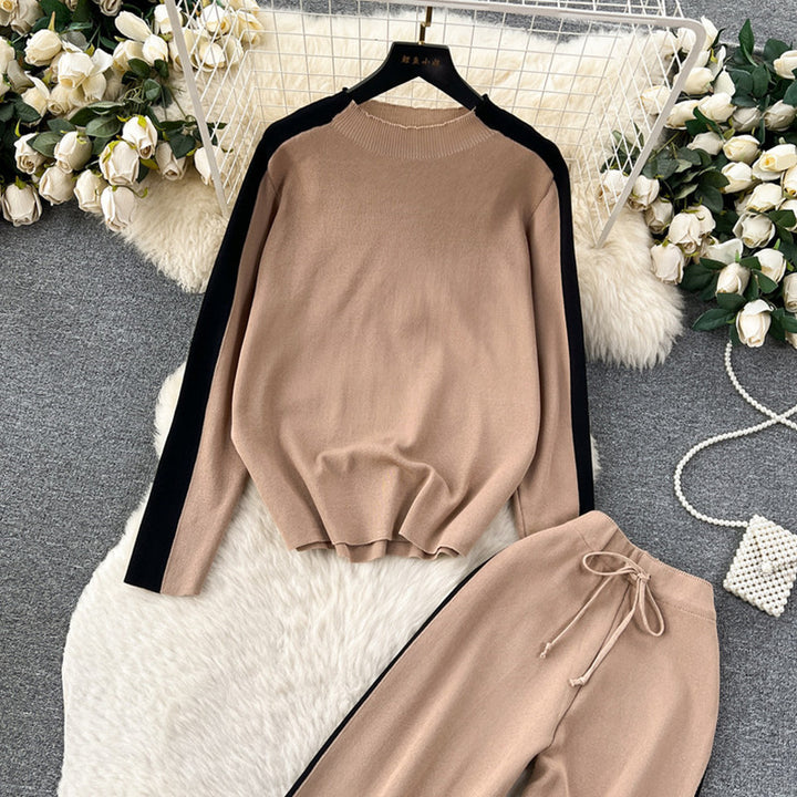 Sporty lounge set for women with contrasting side inserts Lune London