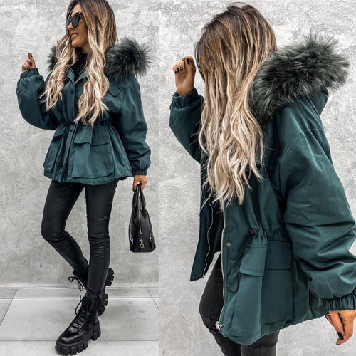 Urban winter coat for women with removable faux fur collar and practical pockets Lune London