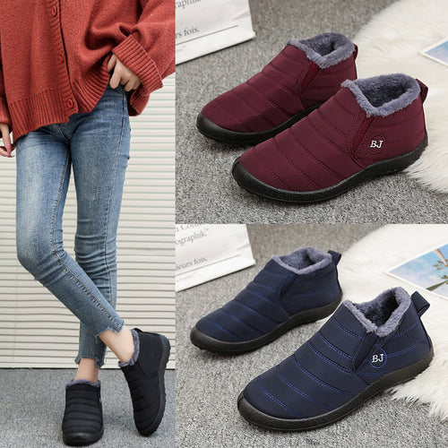 Casual ankle boots for women lined with non-slip sole and practical zipper Lune London
