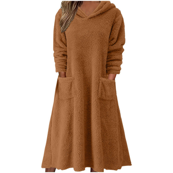 Comfortable polar dress for women with hood and practical pockets Lune London