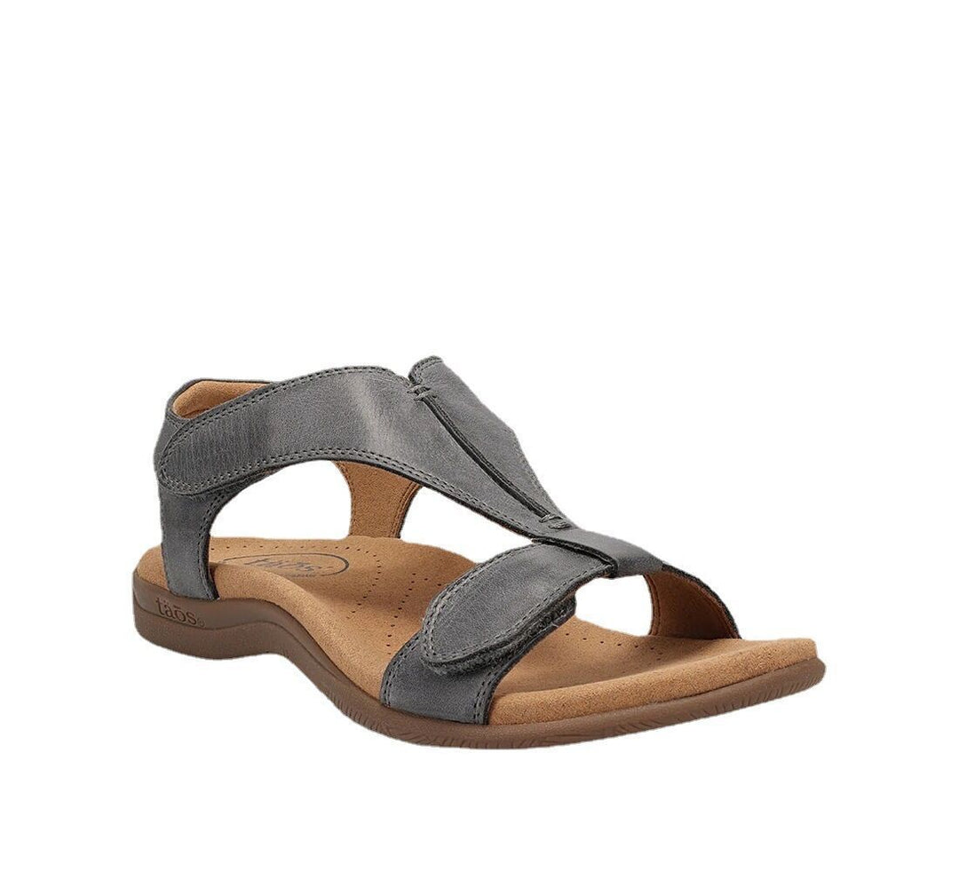 Leisure sandals for women with adjustable straps and an ergonomic foot cushion Lune London