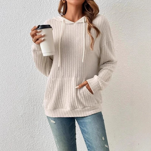 Casual women's hoodie with ribbed pattern and kangaroo pocket Lune London