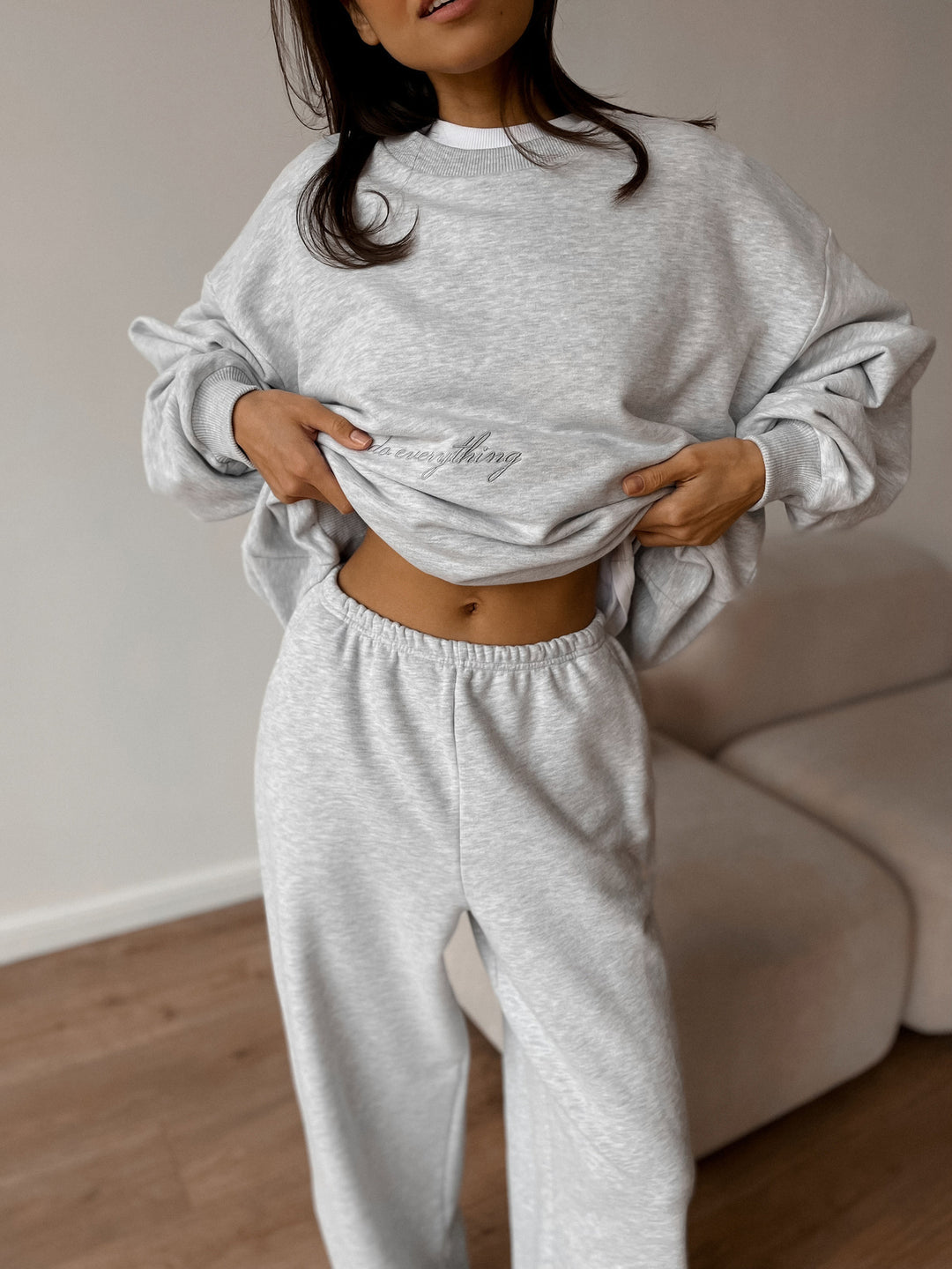 Lune London casual women's sweatshirt and jogger pants set with loose fit