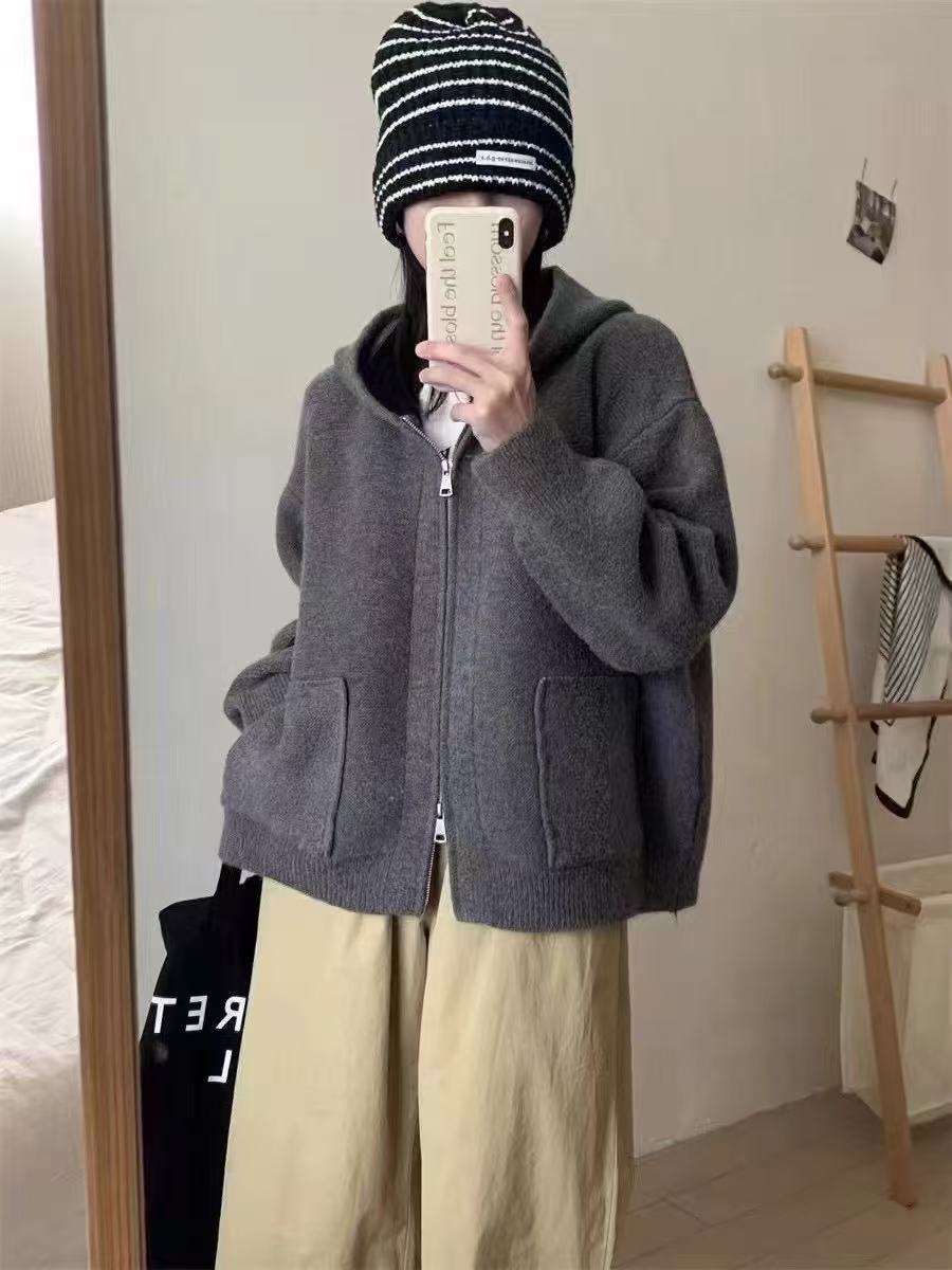 Ladies Casual Oversized Knit Vest with Hood and Pockets Lune London