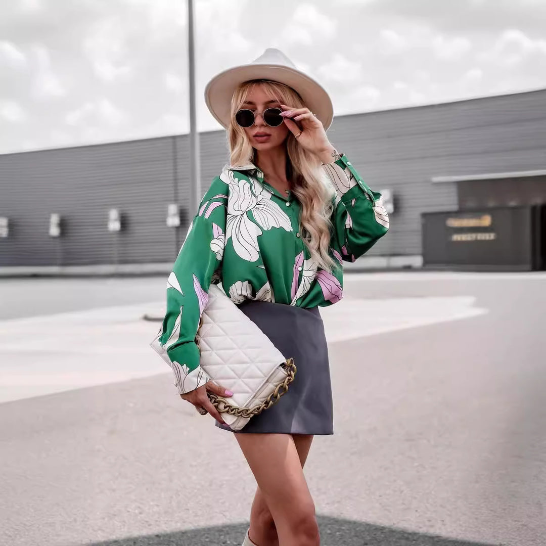 Plus size women's blouse with floral pattern Lune London