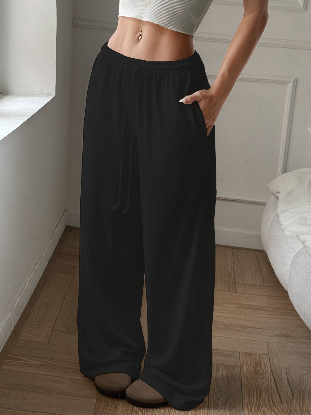 Pantalons Palazzo décontractés pour femmes avec taille élastique et poches latérales pratiques Chic & Stil