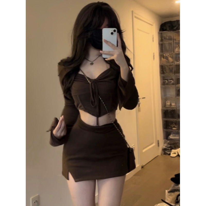 Women's crop top with decorative tie belt and wide sleeves Lune London