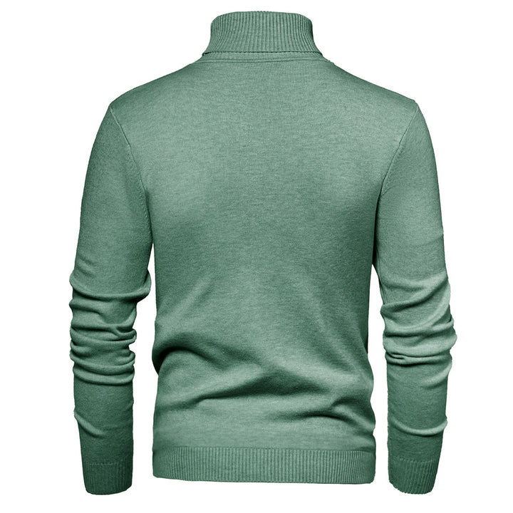 Timeless turtleneck sweater for men in soft wool Lune London