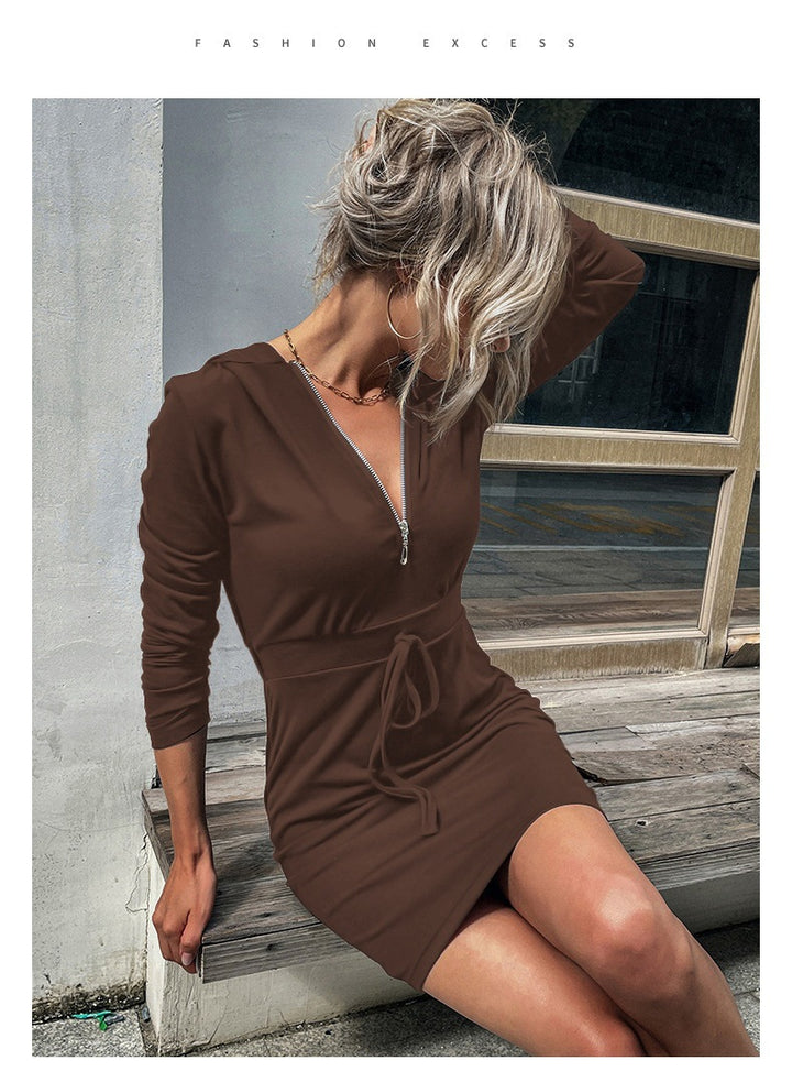 Robe sportive pour femmes avec zip et ceinture ajustable Chic & Stil