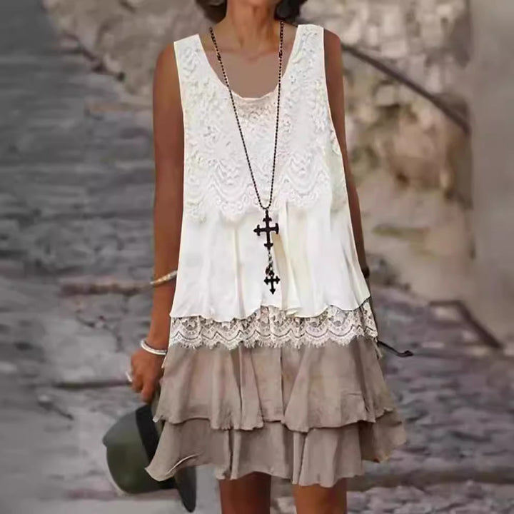 Fluid chiffon dress for women with lace accents and relaxed fit Lune London