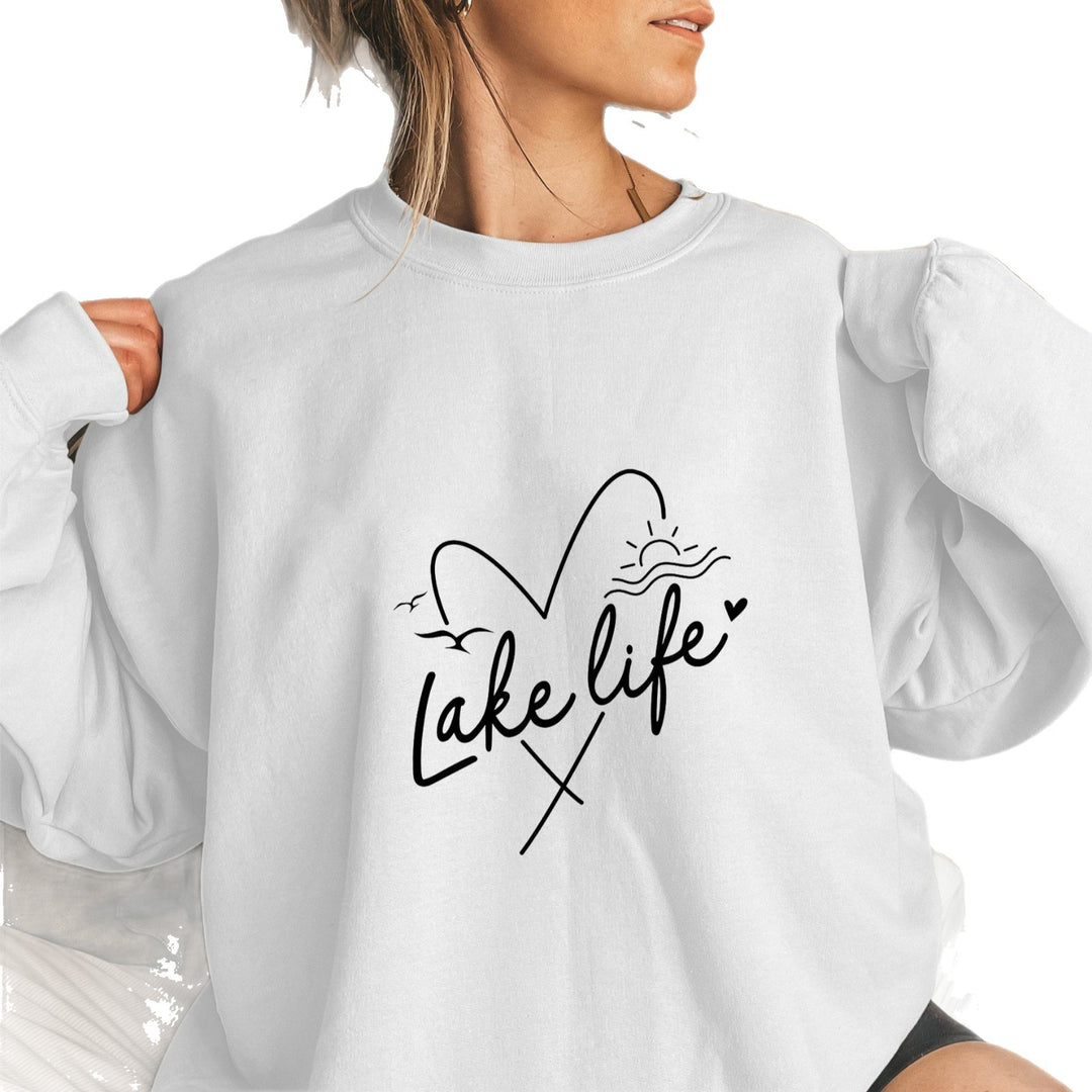 Sweatshirt pour femme avec des manches courtes et un motif en forme de cœur Chic & Stil