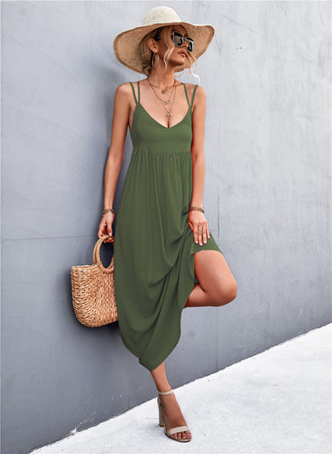 Casual summer dress for women with spaghetti straps and a voluminous cut Lune London